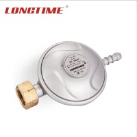 Adjustable gas regulator